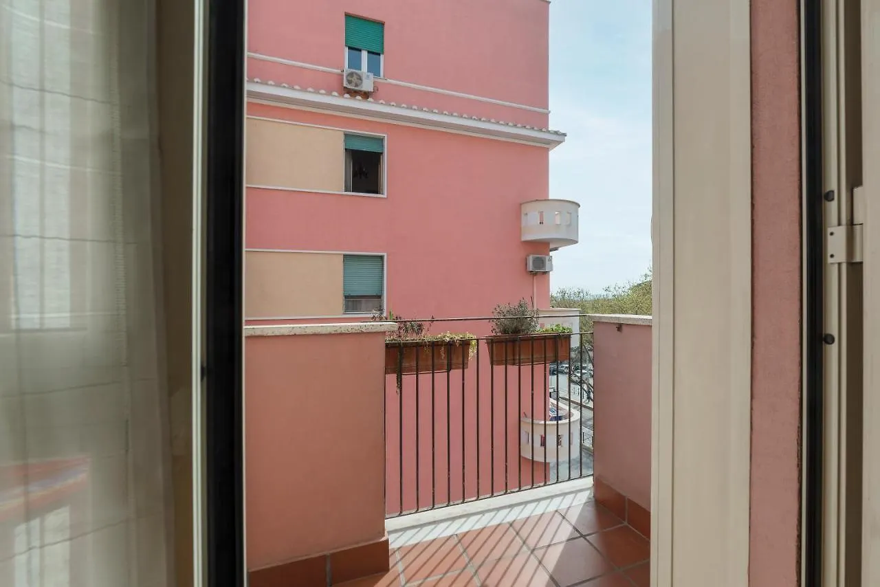 Monteverde Roomy Apartment Sun And Flowers Rome